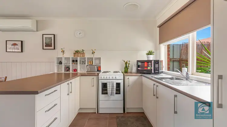 Second view of Homely house listing, 17/5 Elizabeth Street, Echuca VIC 3564
