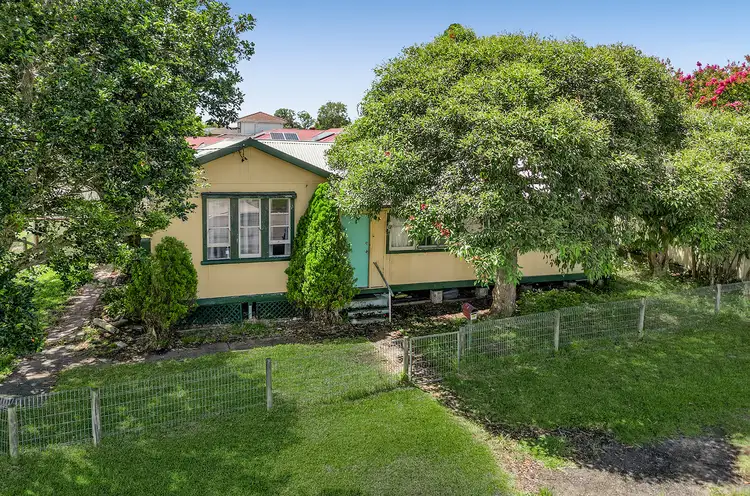 19 Nichols Avenue, Gorokan NSW 2263