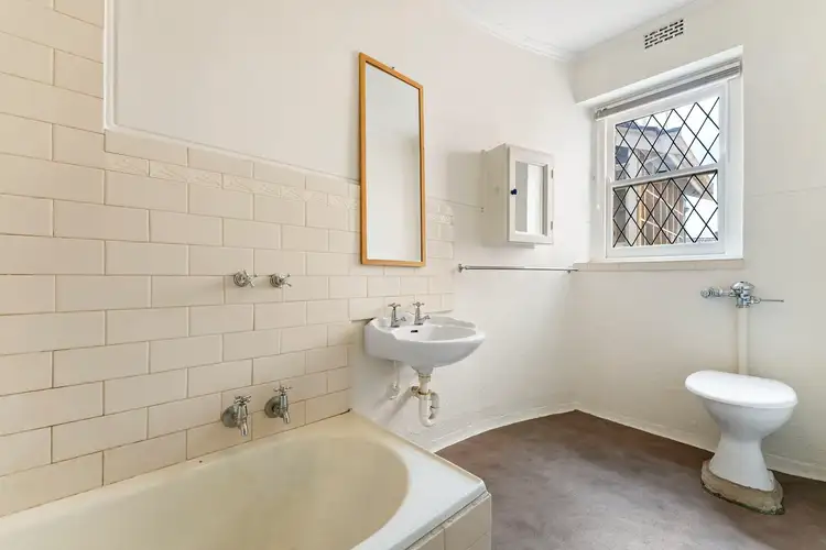 Fifth view of Homely apartment listing, 10/2 Jessamine Avenue, Prahran VIC 3181