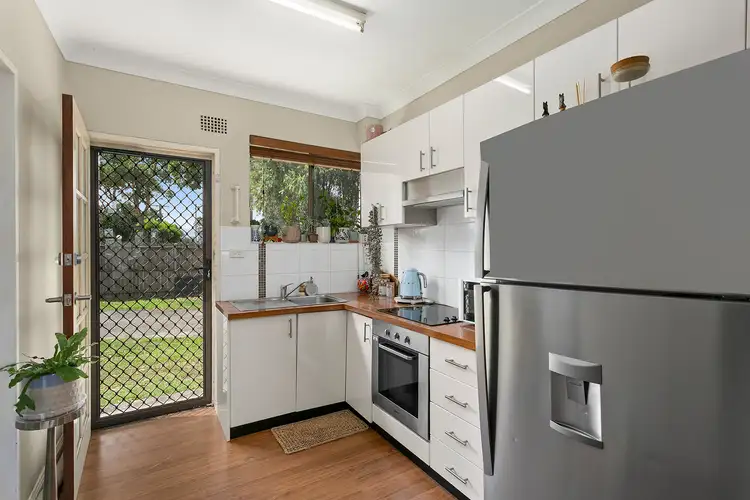 Fourth view of Homely unit listing, 5/11 Windle Street, Lake Illawarra NSW 2528