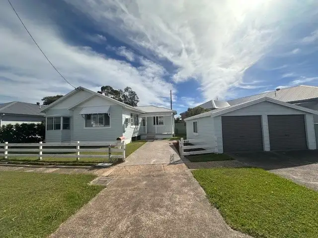 10 Bennett Avenue