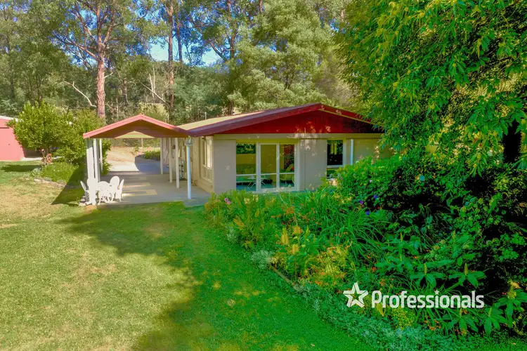 23 Hacketts Creek Road, Three Bridges VIC 3797