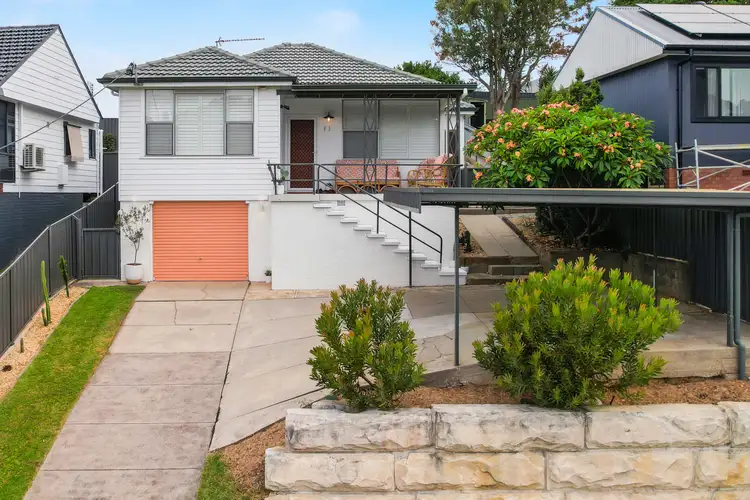 27 Princes Avenue, Charlestown NSW 2290