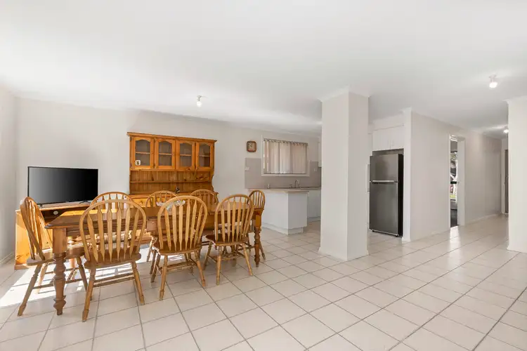 Fourth view of Homely unit listing, 7 Jacoby Court, Mill Park VIC 3082