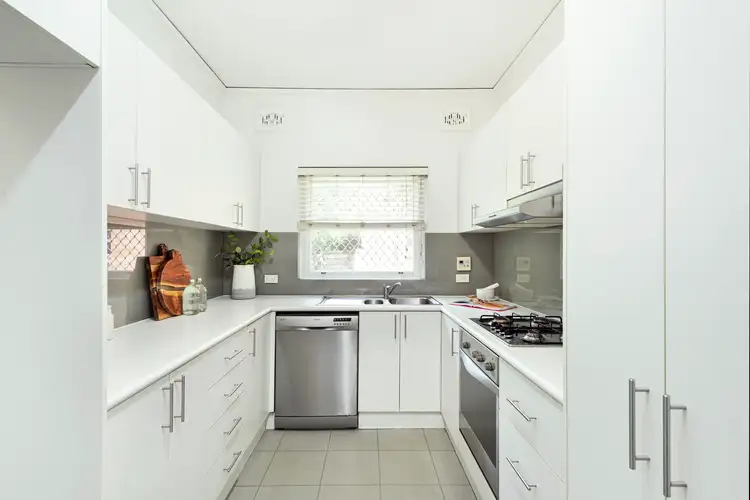 Fourth view of Homely apartment listing, 2/9 MacArthur Avenue, Crows Nest NSW 2065