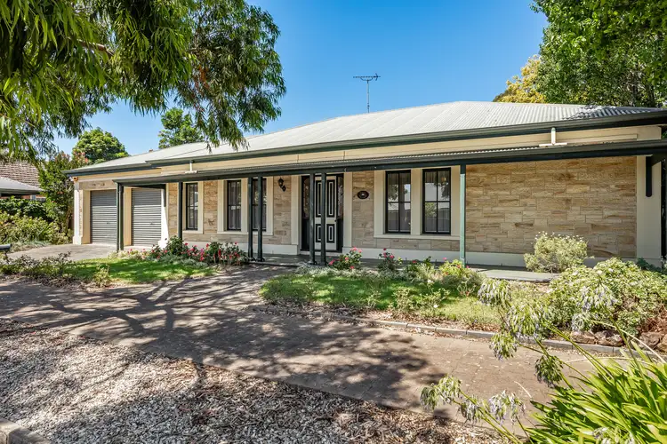 11 Glenrowan Avenue, Myrtle Bank SA 5064