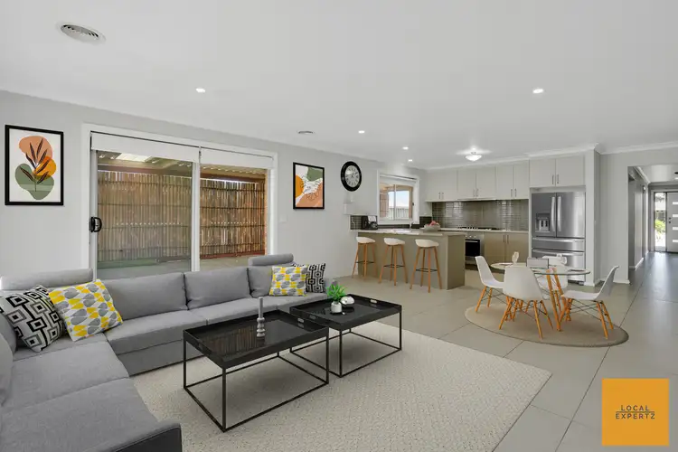 Sixth view of Homely house listing, 8 Dianella Court, Brookfield VIC 3338