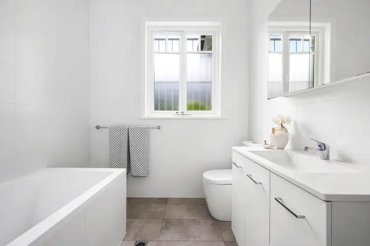 Fifth view of Homely house listing, 5 Allens Parade, Bondi Junction NSW 2022