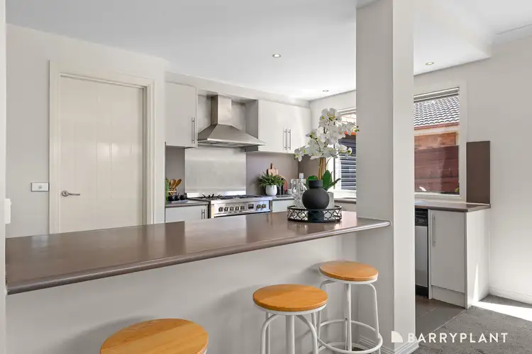 Fifth view of Homely house listing, 16 Seattle Square, Narre Warren VIC 3805