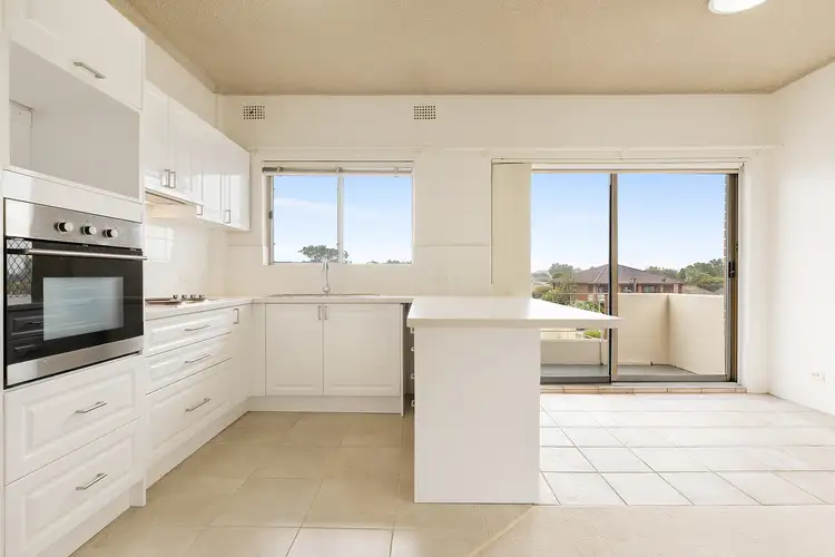 Third view of Homely apartment listing, 6/2-4 Fraters Avenue, Sans Souci NSW 2219