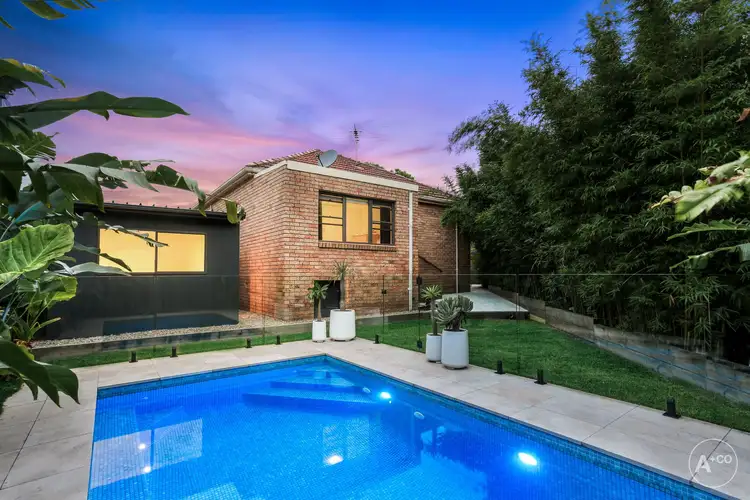 70 Macquarie Street, Chifley NSW 2036