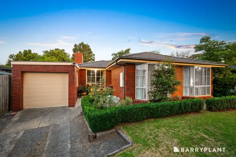 4 Hood Court, Berwick VIC 3806