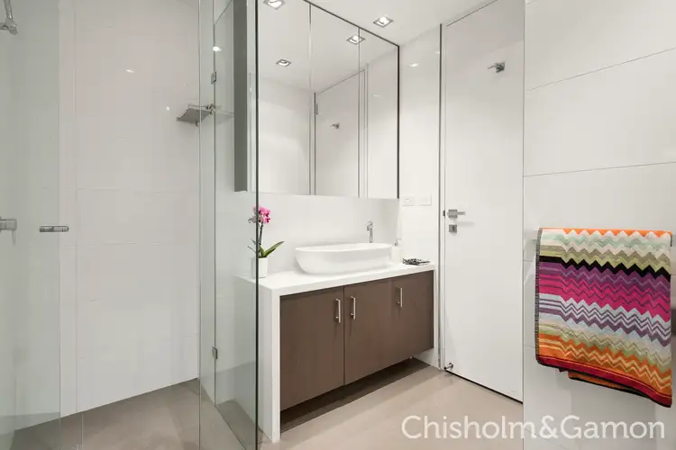 Sixth view of Homely apartment listing, 2/10 Docker Street, Elwood VIC 3184