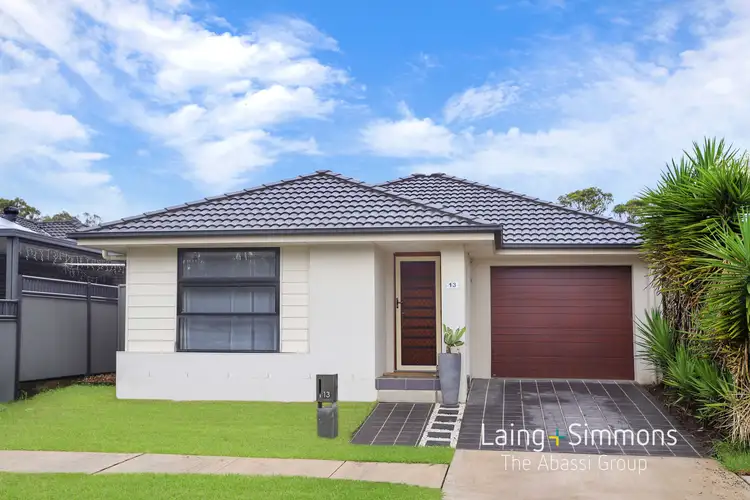 13 Stawell Street, Ropes Crossing NSW 2760