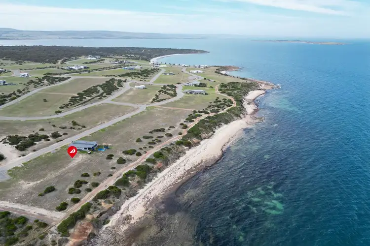 75 East Parade, Point Boston SA 5607