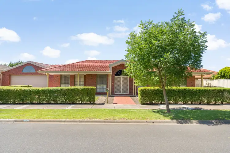 27 Marriot Road, Keilor Downs VIC 3038