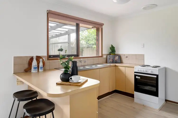 Fourth view of Homely house listing, 10 Jika Court, Werribee VIC 3030