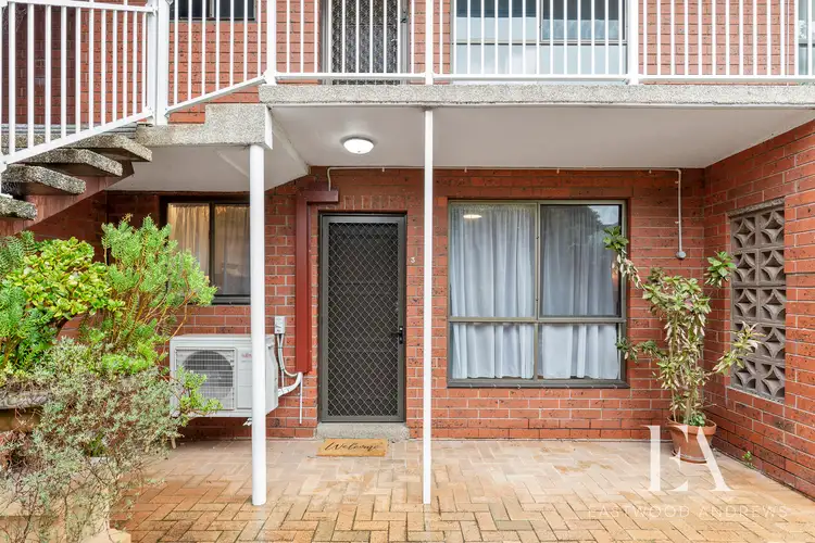 3/8 Heytesbury Street, Herne Hill VIC 3218