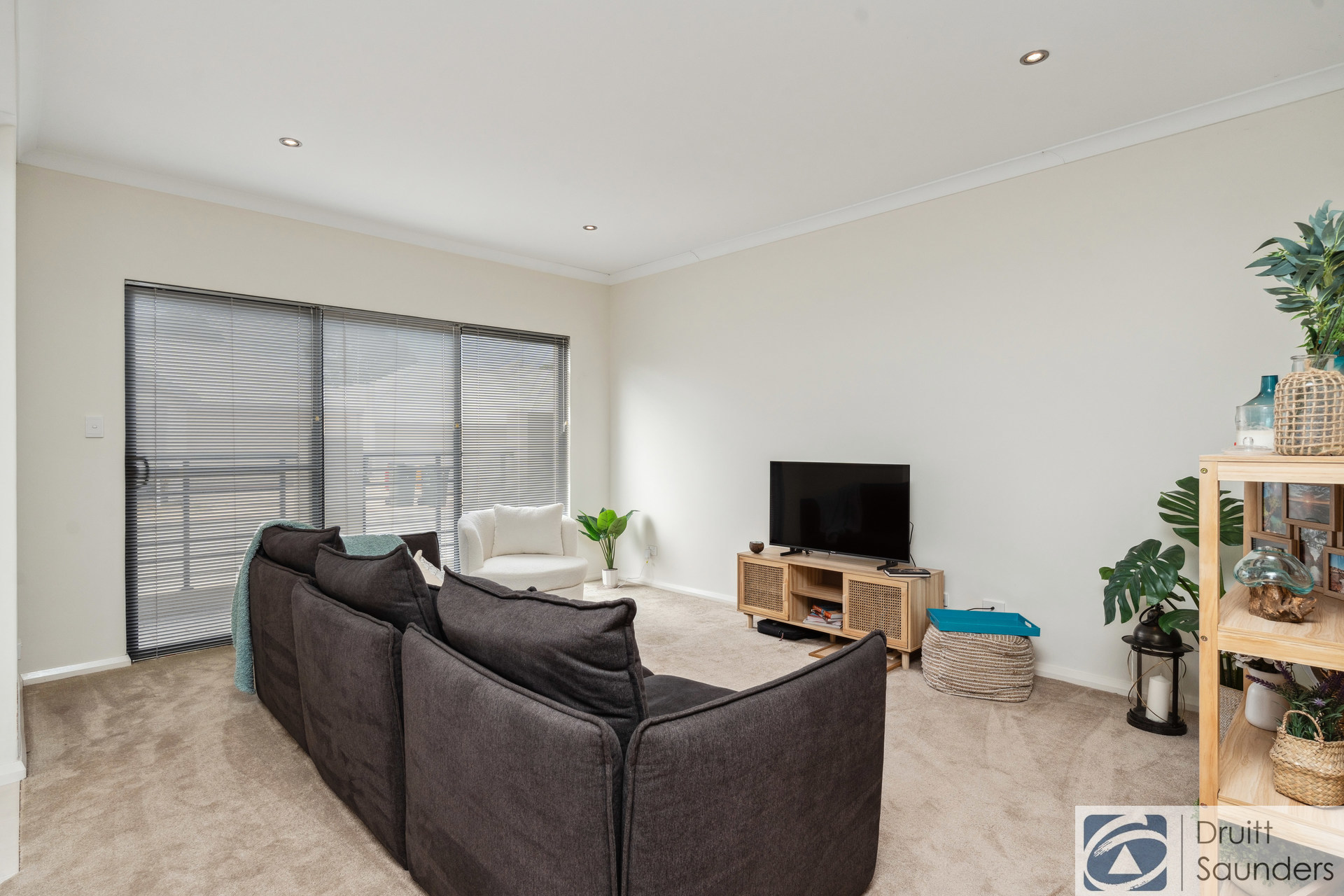 Seventh view of Homely townhouse listing, 7 Redfern Bend, Clarkson WA 6030
