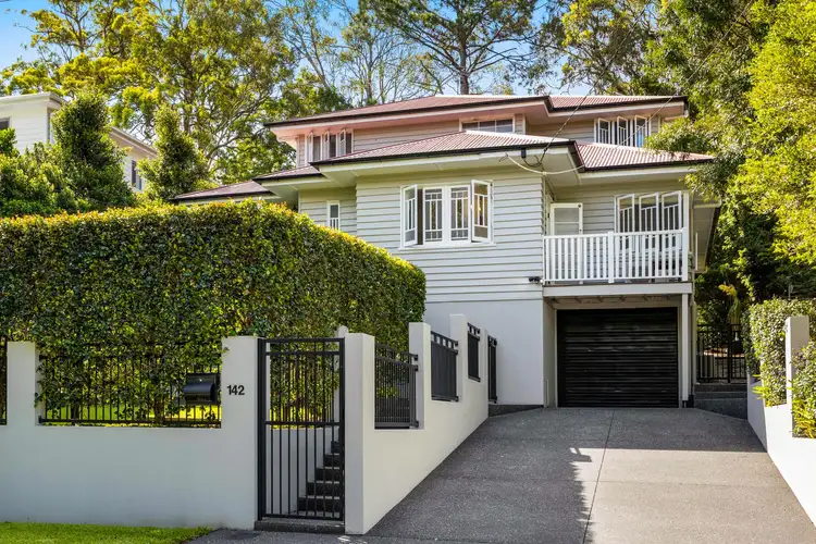 142 Victor Street, Holland Park QLD 4121