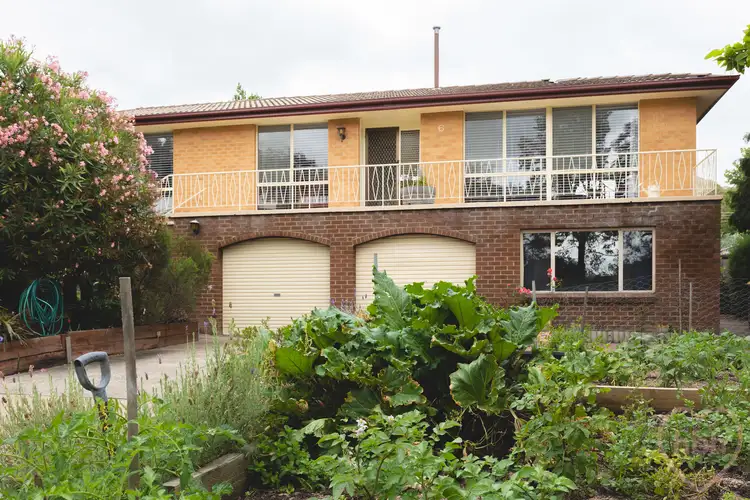 6 Schubert Place, Kambah ACT 2902
