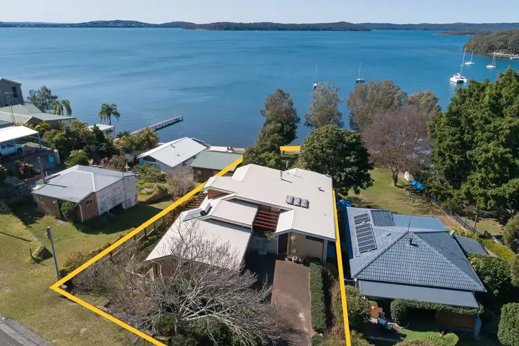 37 Beach Road