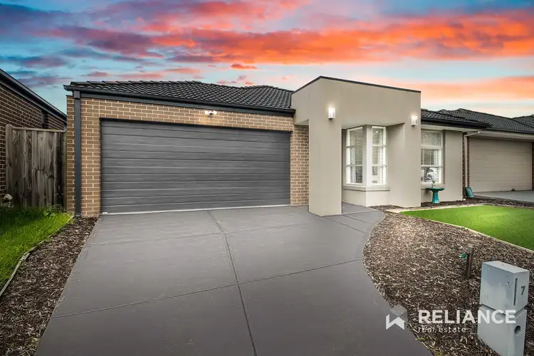 Second view of Homely house listing, 7 Plume Place, Point Cook VIC 3030