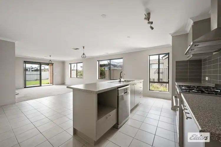 Third view of Homely house listing, 32 Sadlier Street, Wodonga VIC 3690