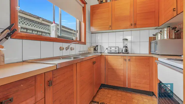 Fifth view of Homely house listing, 6 Evans Court, Echuca VIC 3564