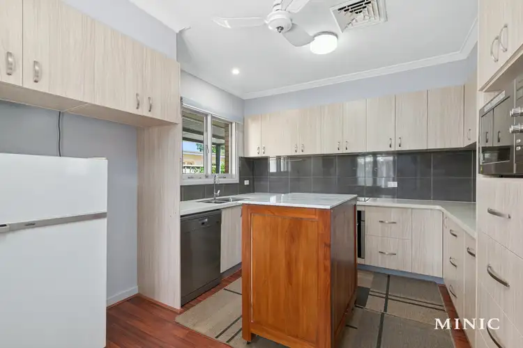 6 Jana Road, Thornlie WA 6108