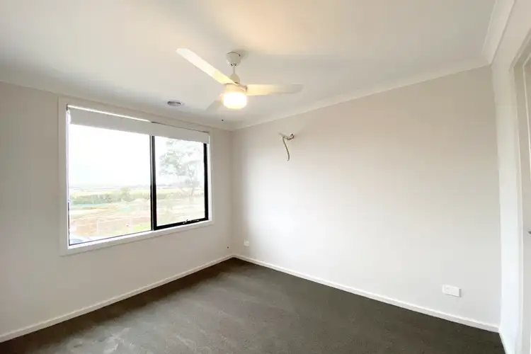 Fifth view of Homely house listing, 89 Everfair Crescent, Officer VIC 3809