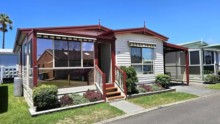 Main view of Homely unit listing, 15/2nd Avenue, 120 Osborne Parade, Warilla NSW 2528