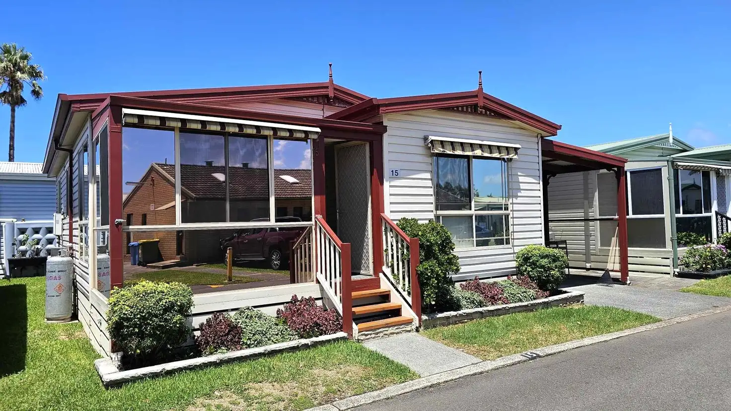 Main view of Homely unit listing, 15/2nd Avenue, 120 Osborne Parade, Warilla NSW 2528