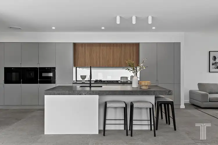 Fifth view of Homely house listing, 1 Rosebury Court, Carindale QLD 4152