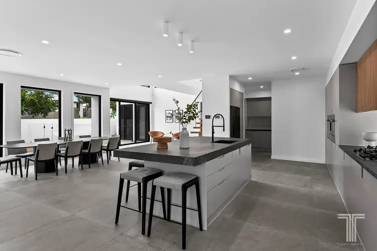 Sixth view of Homely house listing, 1 Rosebury Court, Carindale QLD 4152