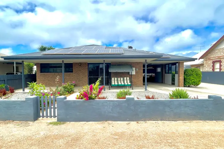 16 Railway Terrace, Thevenard SA 5690