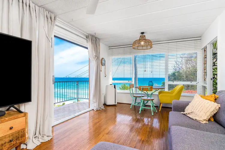 2/30 Powell Crescent, Coolangatta QLD 4225