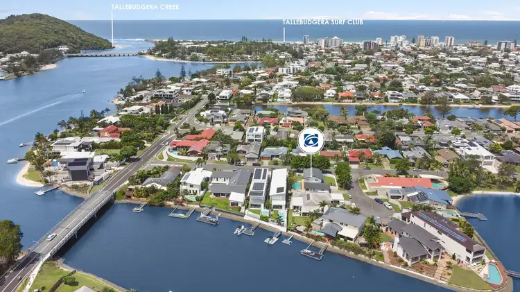 1 Hakea Court, Palm Beach QLD 4221