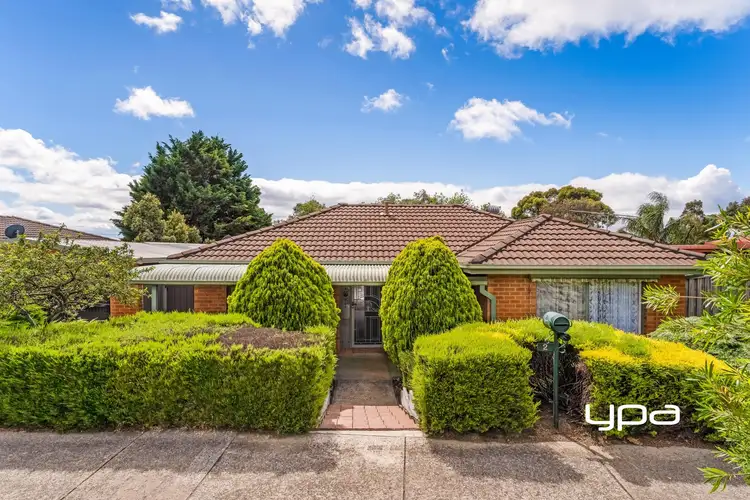 2 Atkinson Close, Sunbury VIC 3429