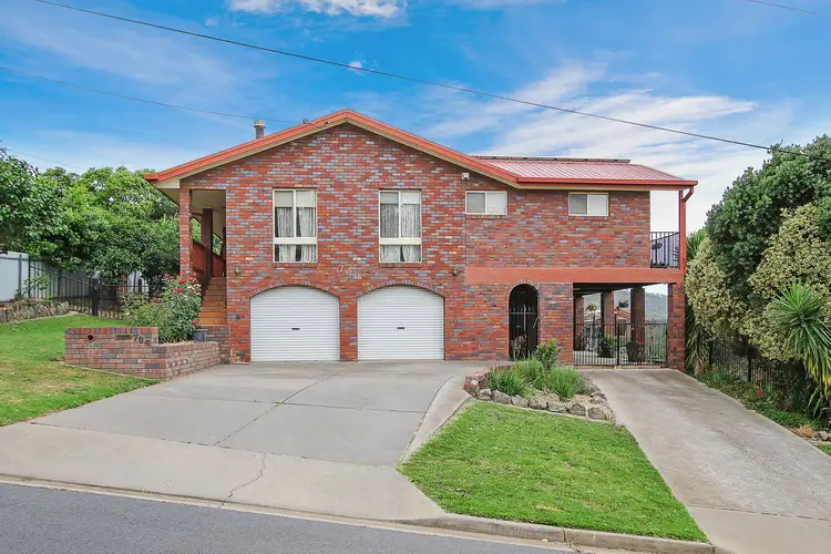 700 Pearsall Street, Hamilton Valley NSW 2641