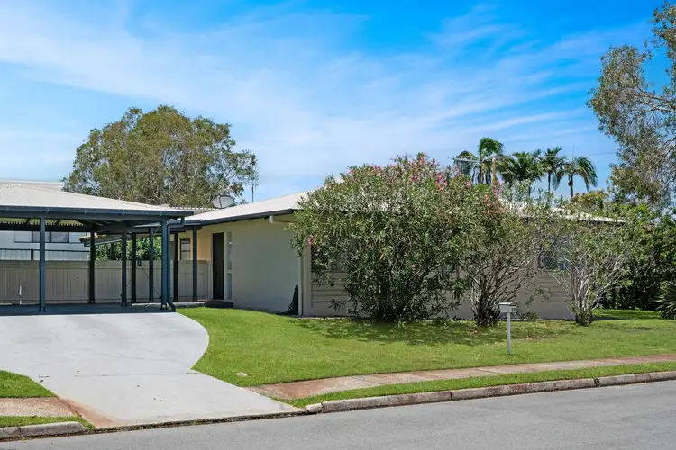 29 Tarwarri Crescent, Mooloolaba QLD 4557