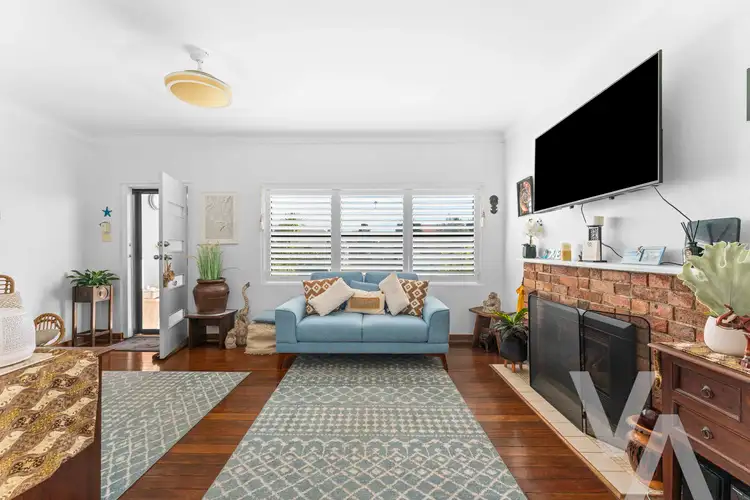 5 Booth Street, Stockton NSW 2295