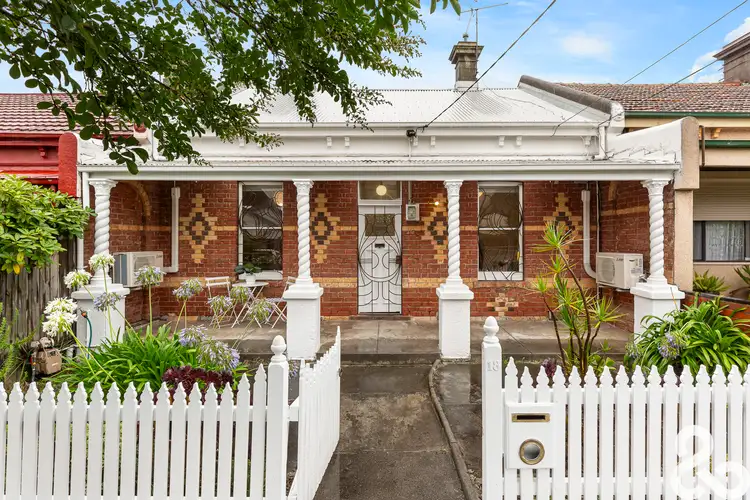 18 Livingstone Parade