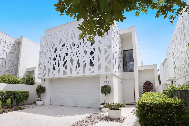 10007 The Boulevarde, Benowa QLD 4217