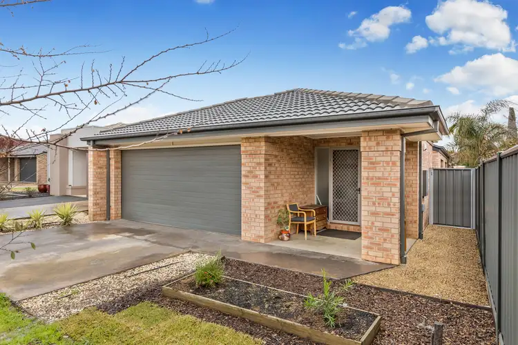 10 Roche Court, White Hills VIC 3550