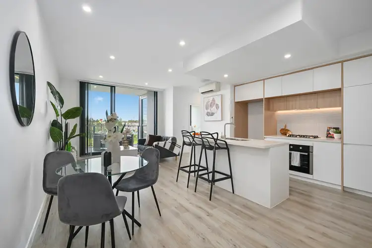 408/81B Lord Sheffield Circuit, Penrith NSW 2750