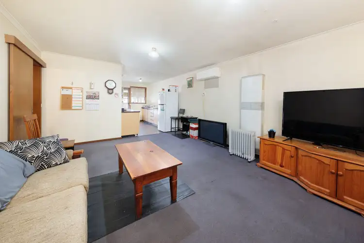 Fifth view of Homely unit listing, 2/63 Melrose Drive, Wodonga VIC 3690