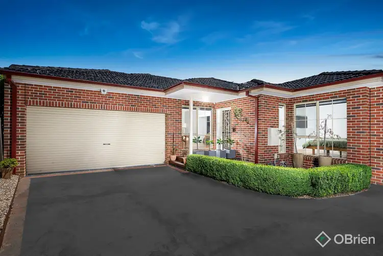 Main view of Homely unit listing, 2/702 Whitehorse Road, Mitcham VIC 3132