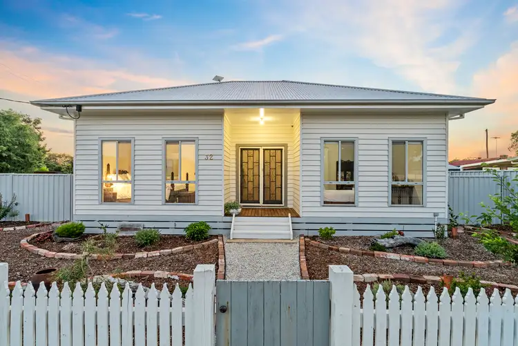 32 Calaway Street, Tocumwal NSW 2714