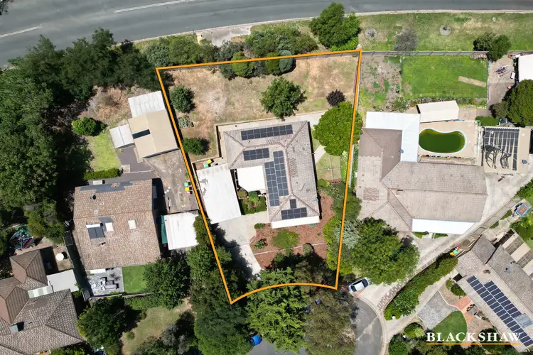10 Arrietta Close, Charnwood ACT 2615
